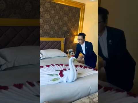 Swan towel decoration | How to decorate bed with swan towel art folding | Towel art